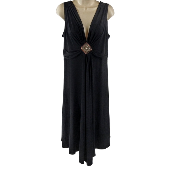 London Style Black Cocktail Dress with Embellished Empire Waist - Picture 7 of 11